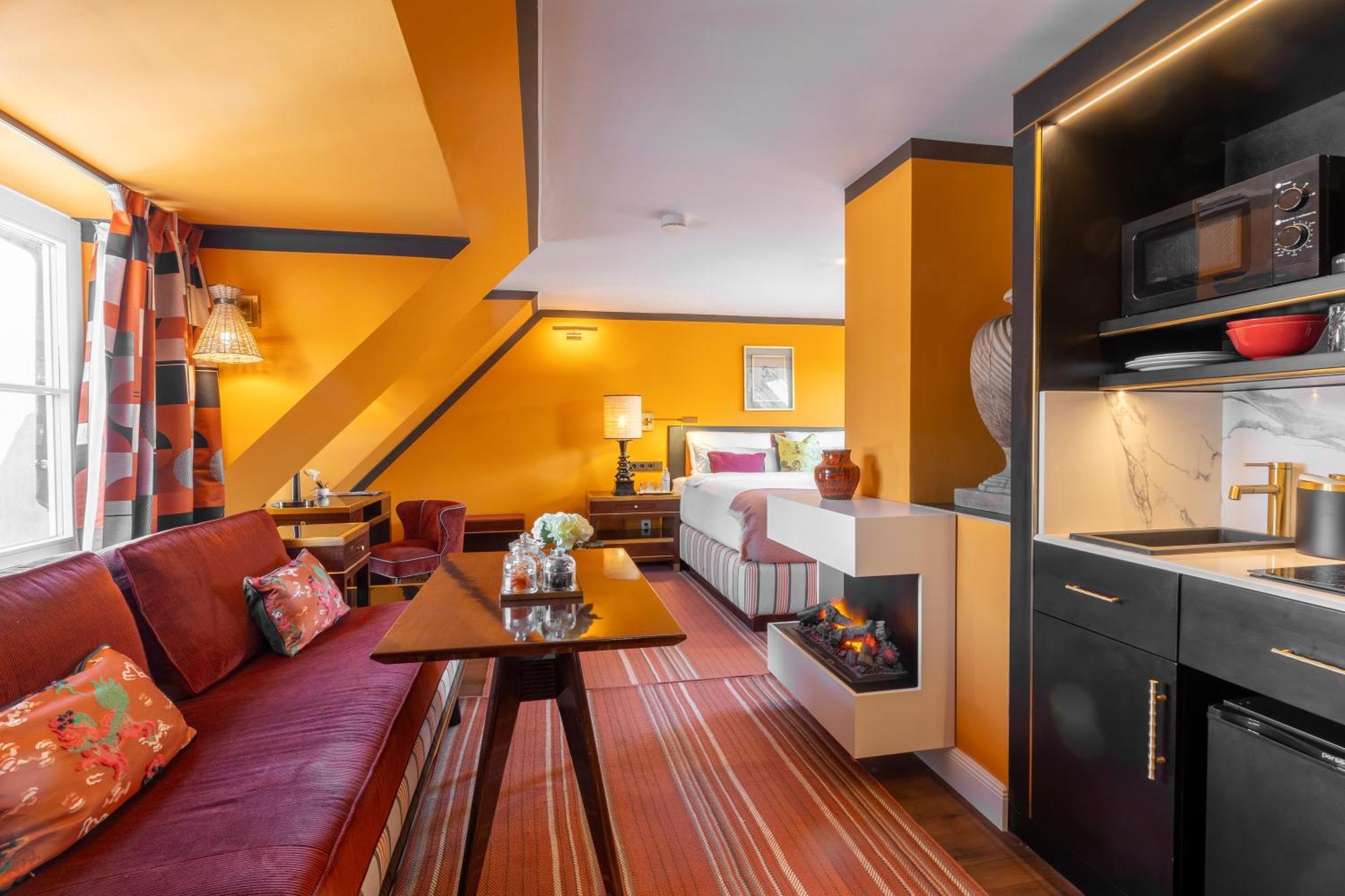 House Of Huetter- Muenchner Kindl, Small Luxury Of The World *